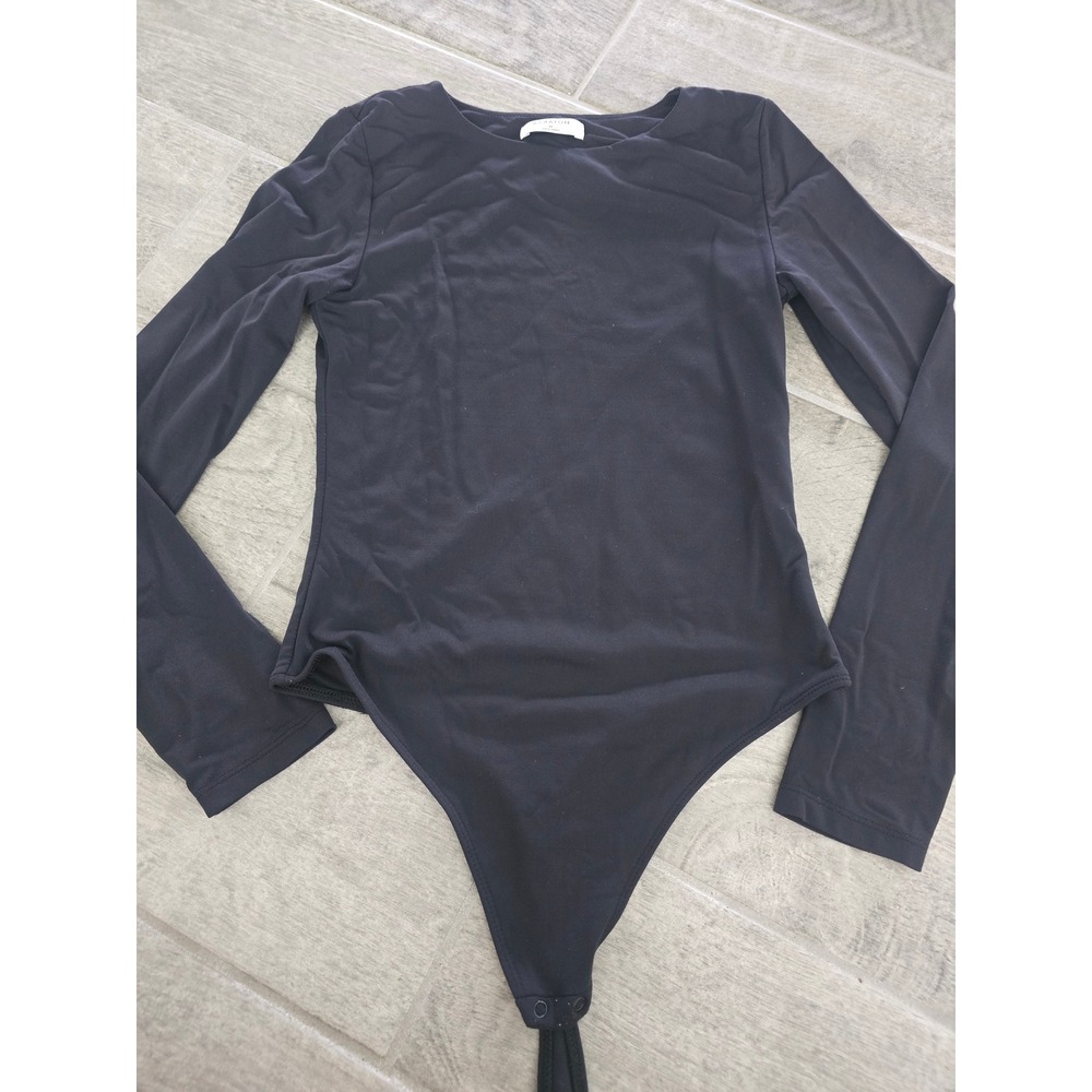 Babaton Contour Long Sleeve Bodysuit Black Crew Neck Snap Closure Medium
